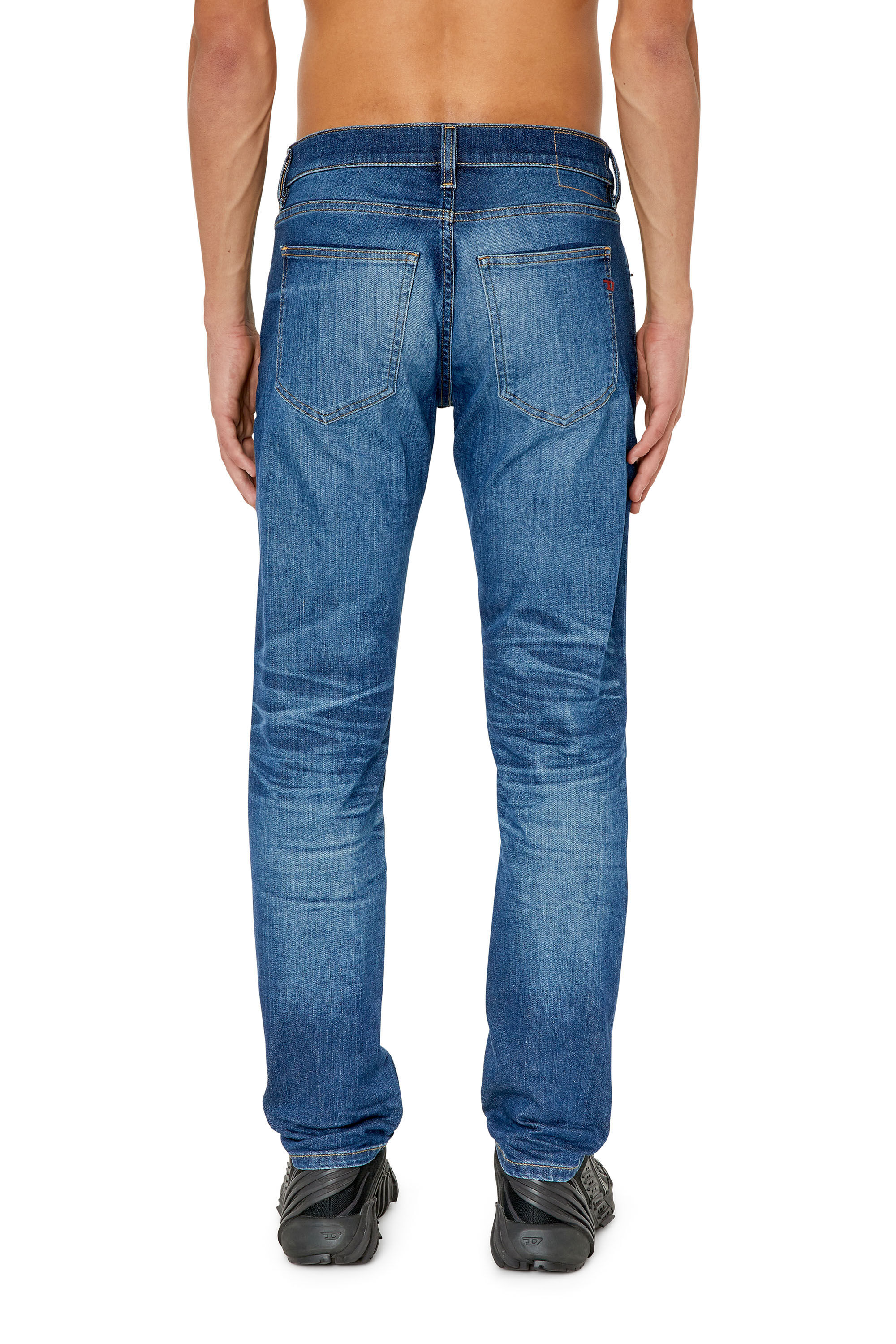 Diesel - 2019 D-Strukt 0NFAN Slim Jeans, Light Blue - Image 4