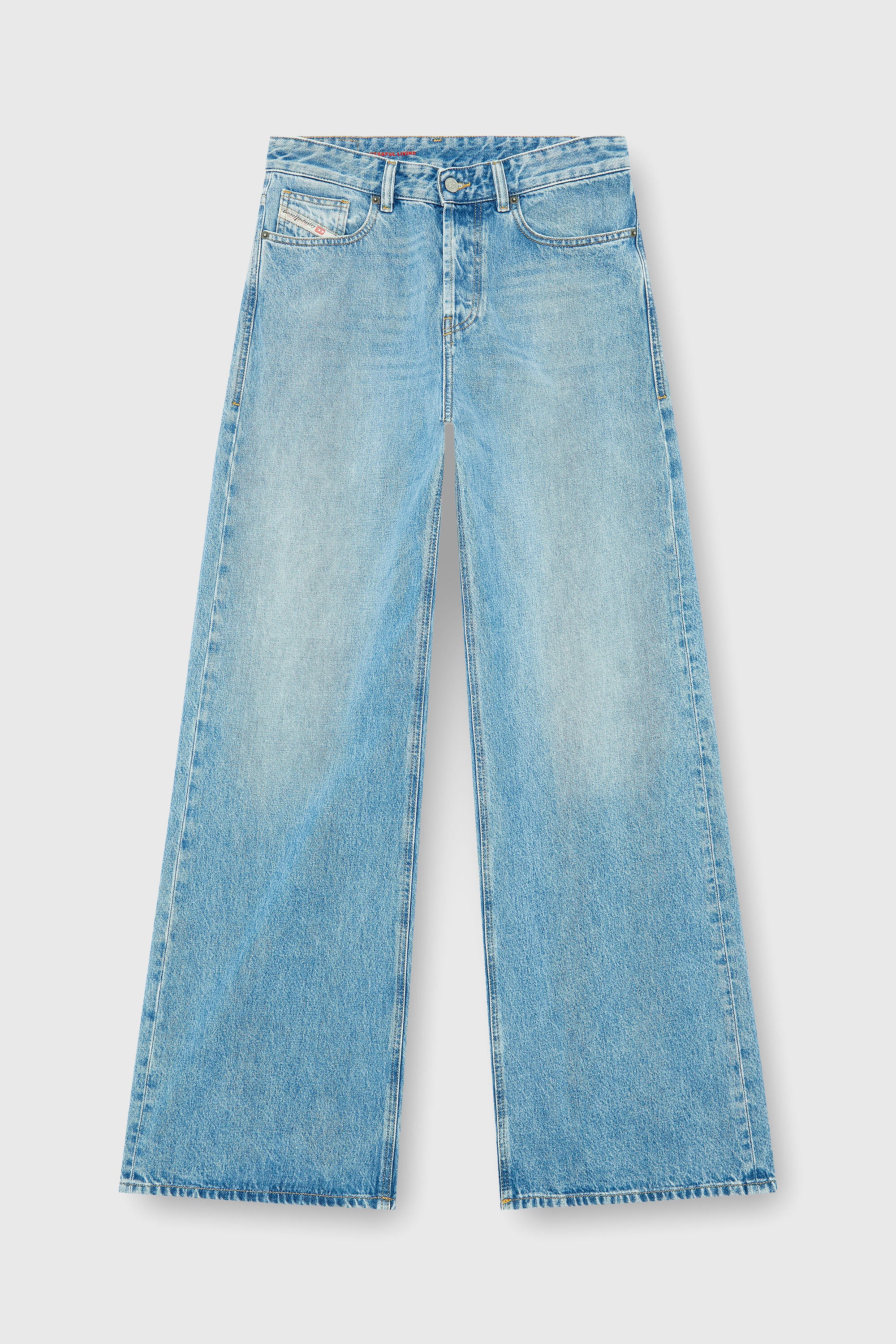 Diesel - Unisex's Relaxed Jeans 1996 D-Sire 09I29, Light Blue - 8