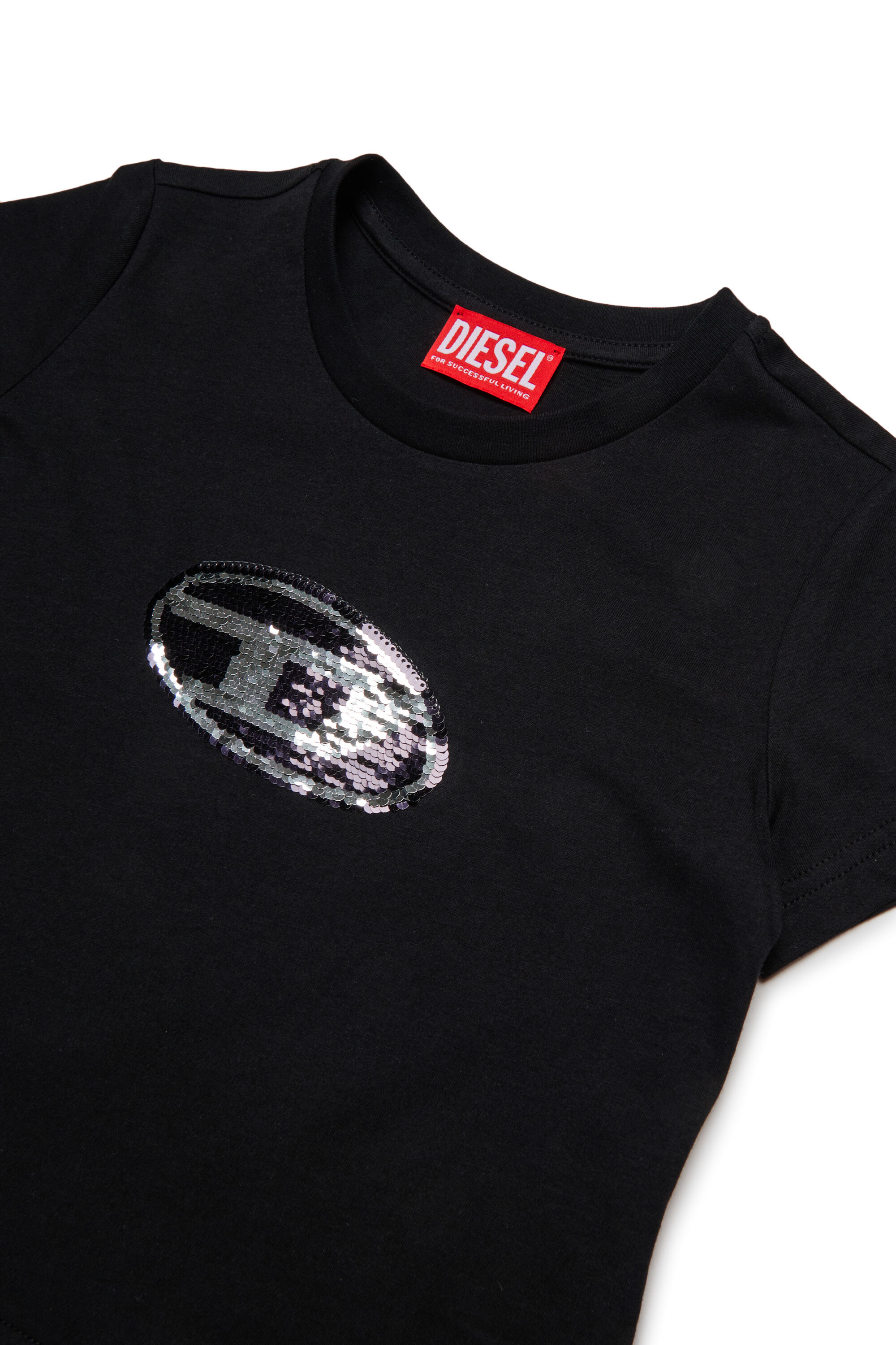 TSEQUINSG, Black