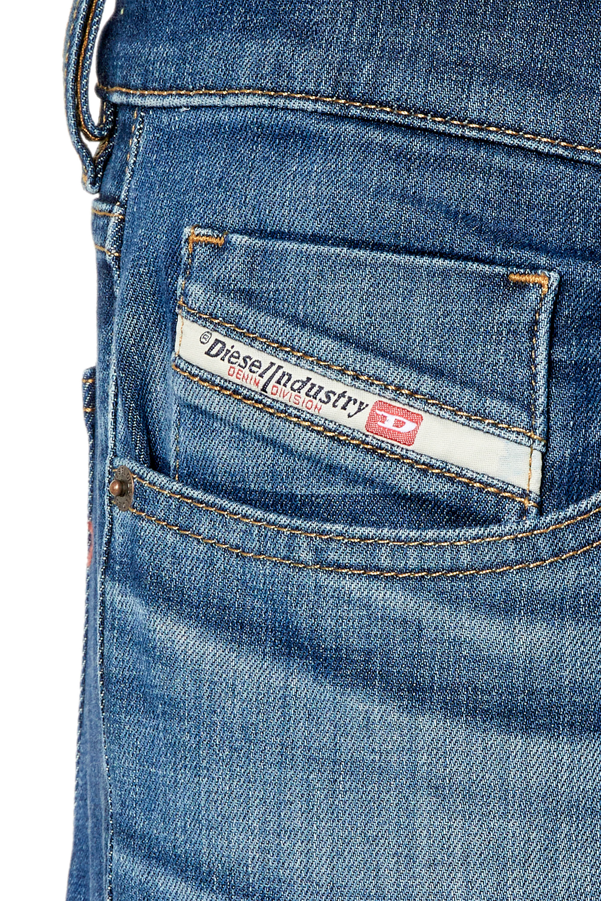 Diesel - 2019 D-Strukt 0NFAN Slim Jeans, Light Blue - Image 6
