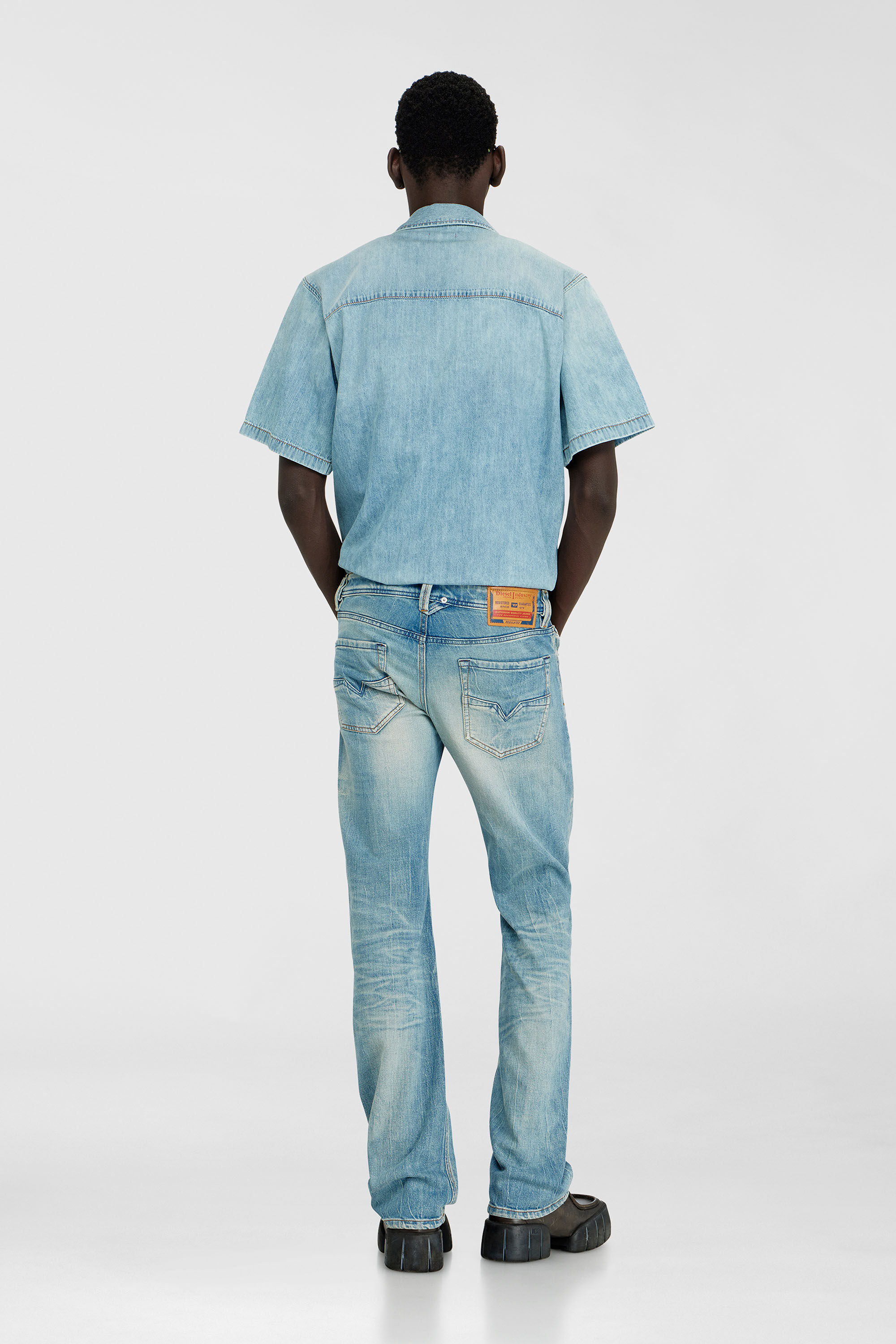 Diesel - Man's Regular Jeans 1985 Larkee 09P33, Light Blue - 3
