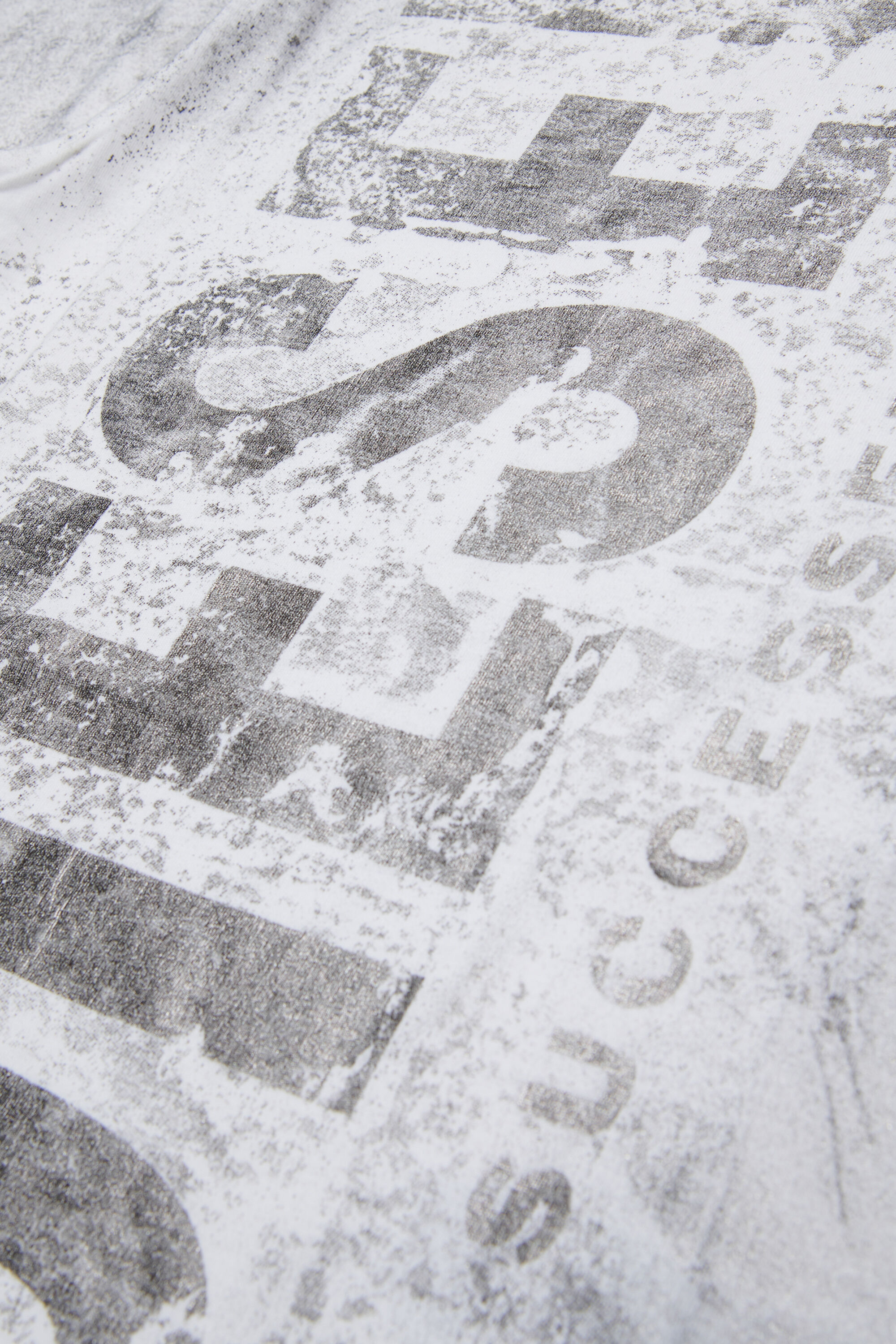 TBOXTQ23 OVER, White