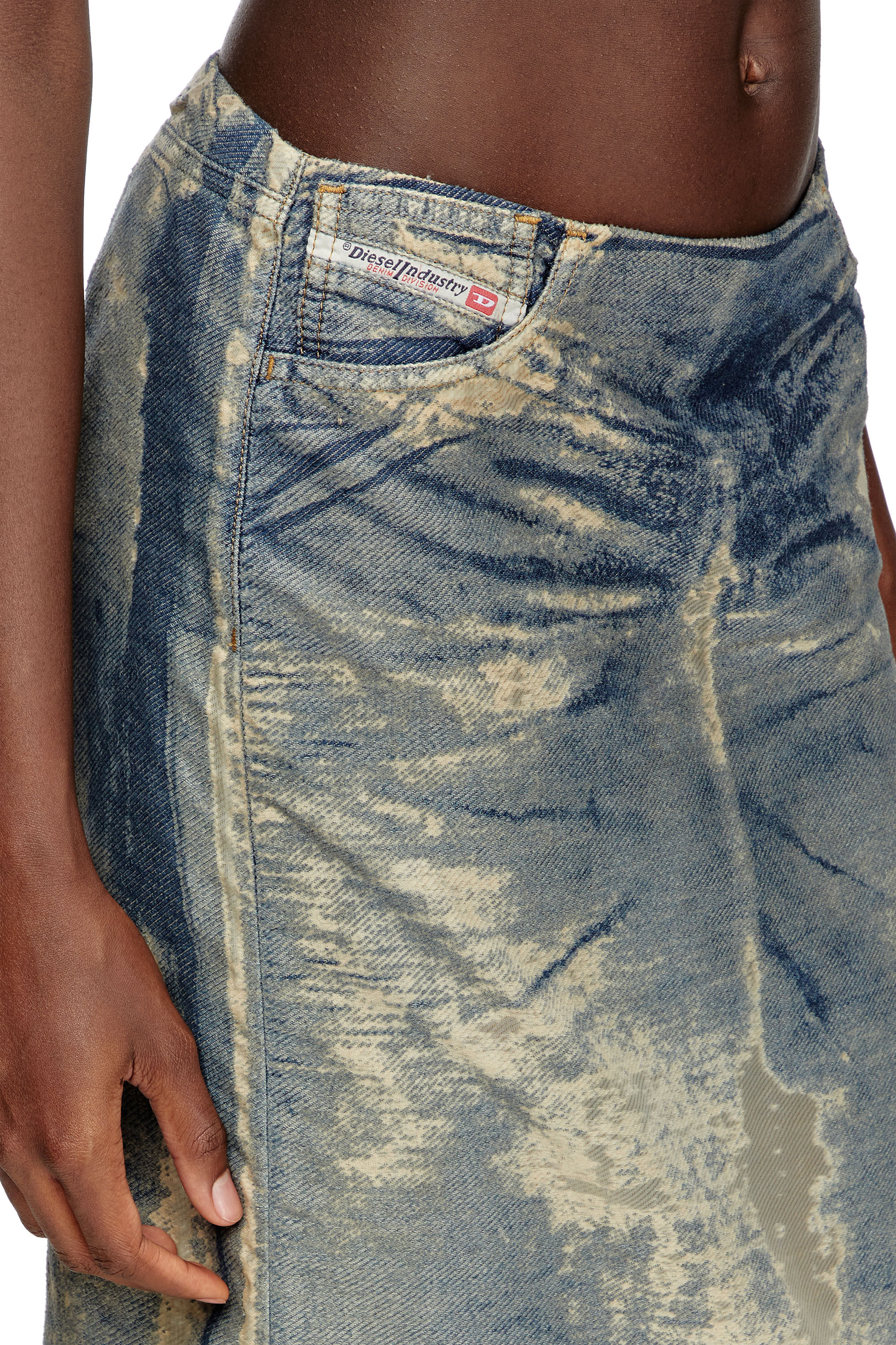 Diesel - DE-PRA-FSF, Woman's Midi skirt in floating devoré denim in Medium blue - 5
