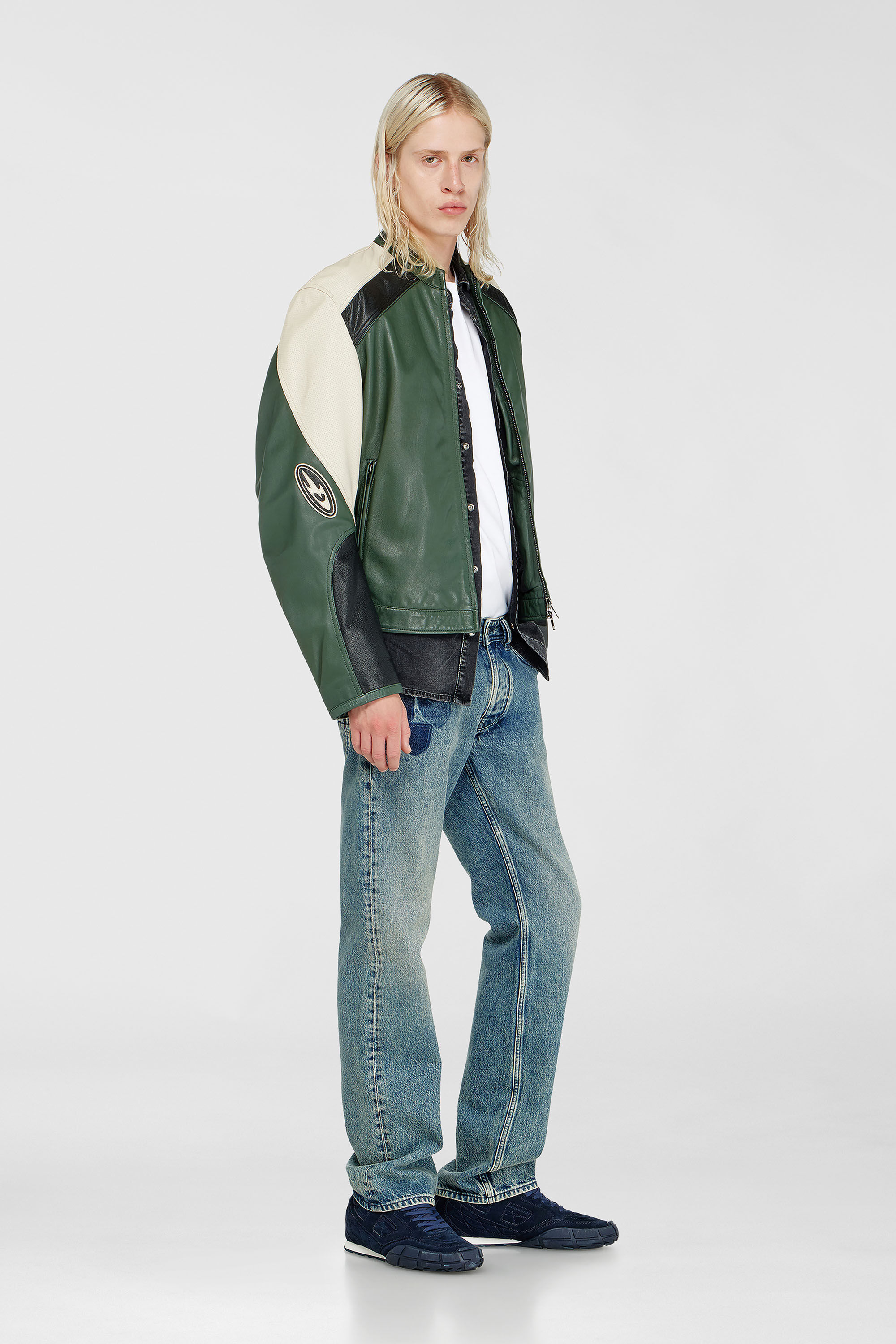 Diesel - S-PAGODHA LOW, Man's S-Pagodha-Quilted suede sneakers in Dark Blue - 7