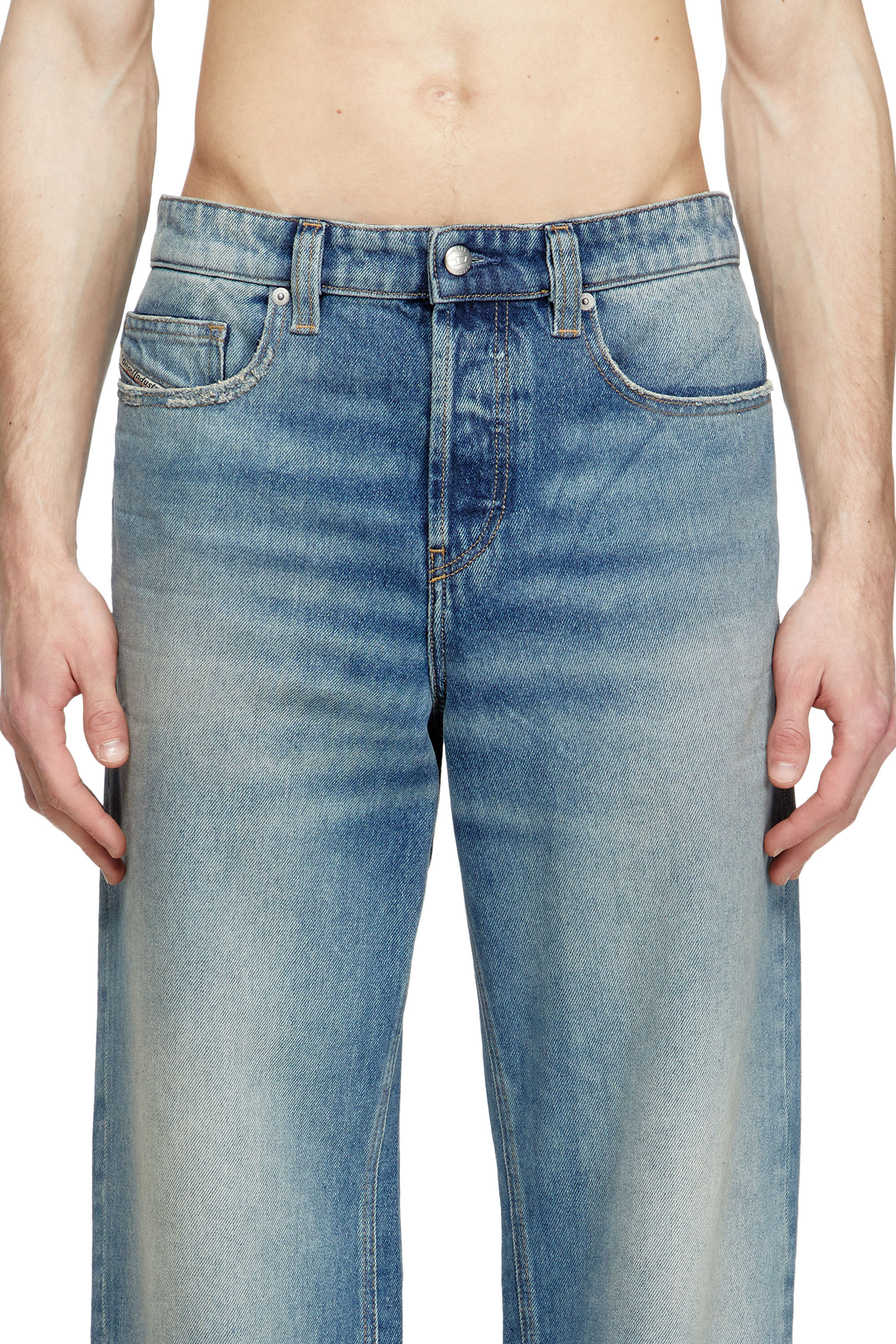Diesel - Man's Relaxed Jeans 2001 D-Macro 0DBEB, Medium blue - 5