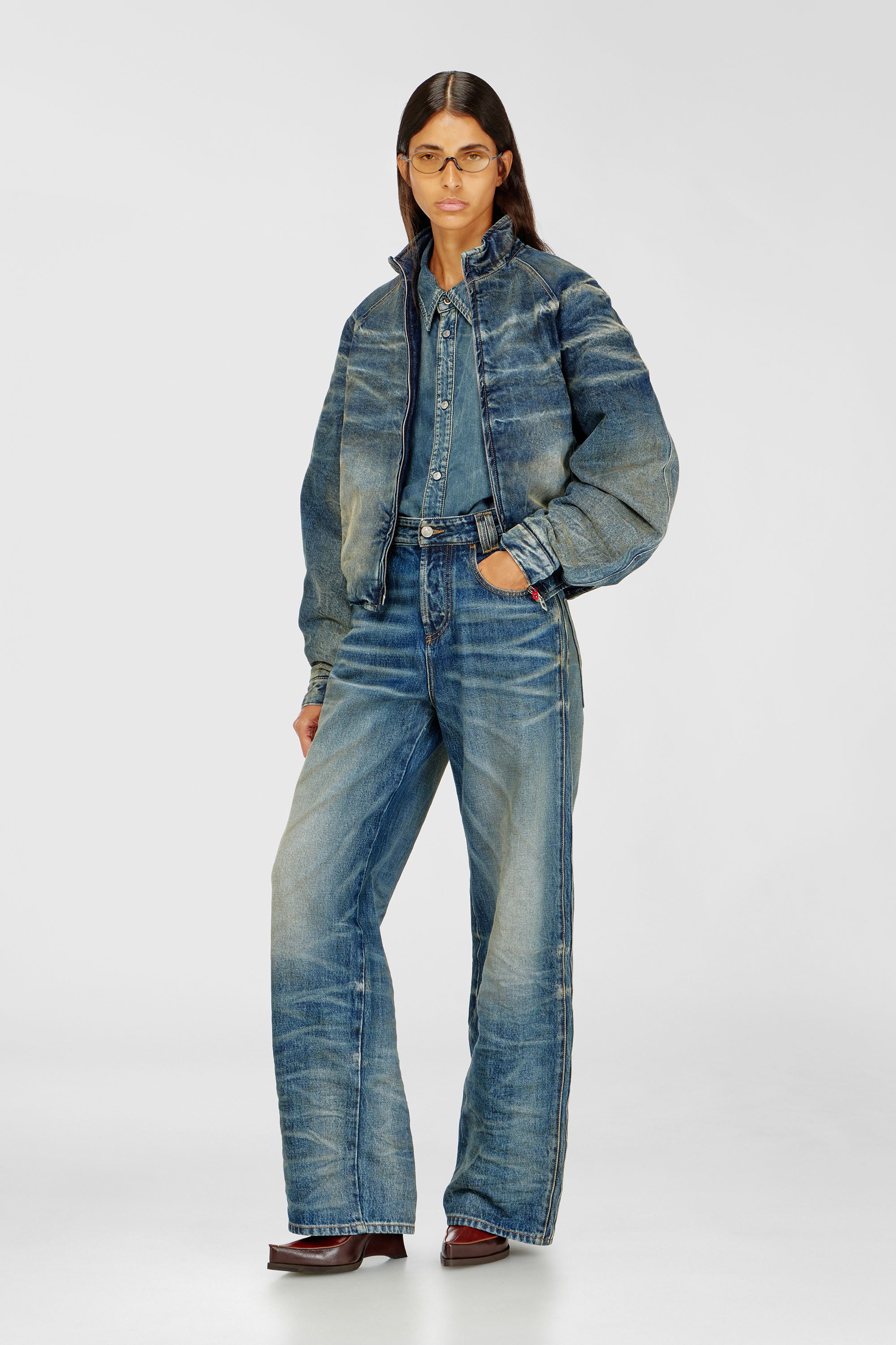 Diesel - Unisex's Relaxed Jeans 1982 D-Hakou 007GC, Medium blue - 7