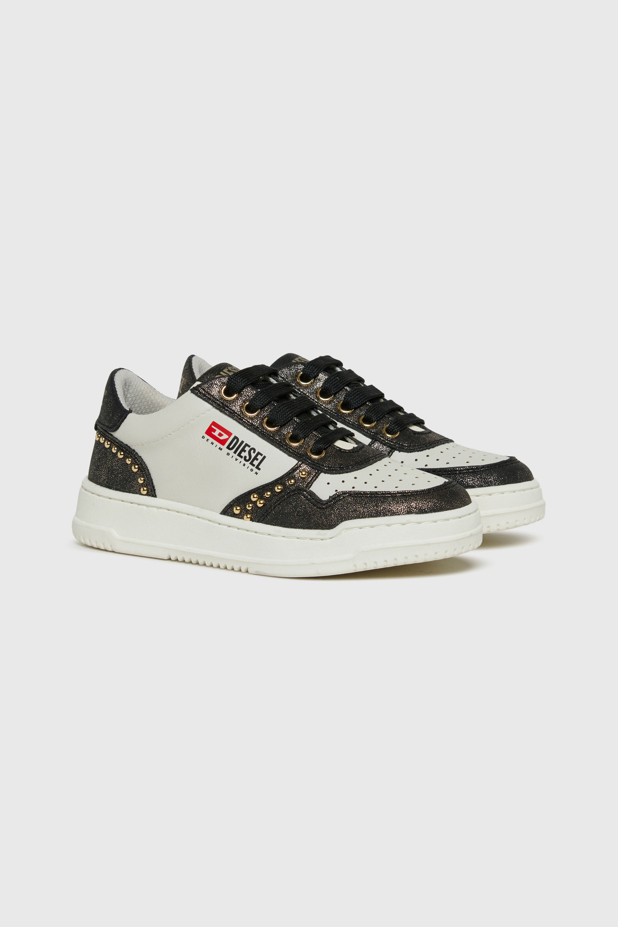 Diesel - S-CASCOUNT-STUDS, Unisex's S-Cascount - Perforated metallic sneakers with studs in Black/White - 2