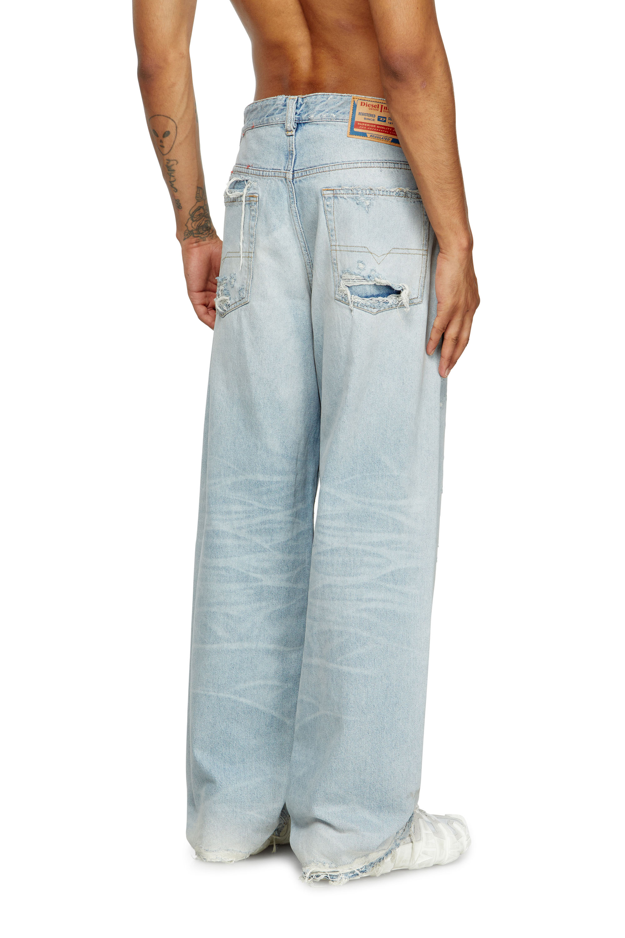 Diesel - Man's Relaxed Jeans 2001 D-Macro 09M53, Light Blue - 4