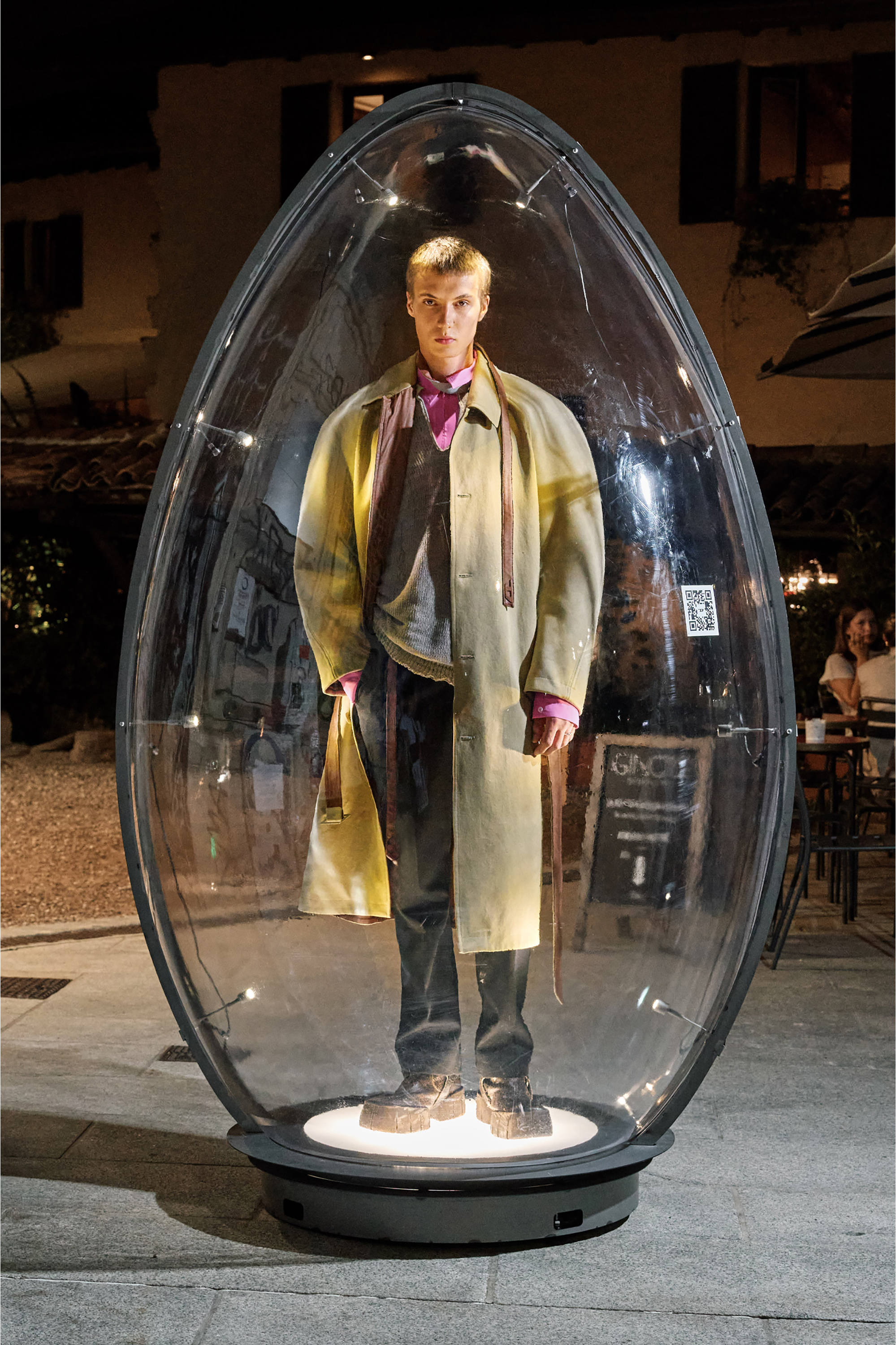 Diesel - J-ROUN, Man's Trench coat with cocoon sleeves in Light Brown - 6