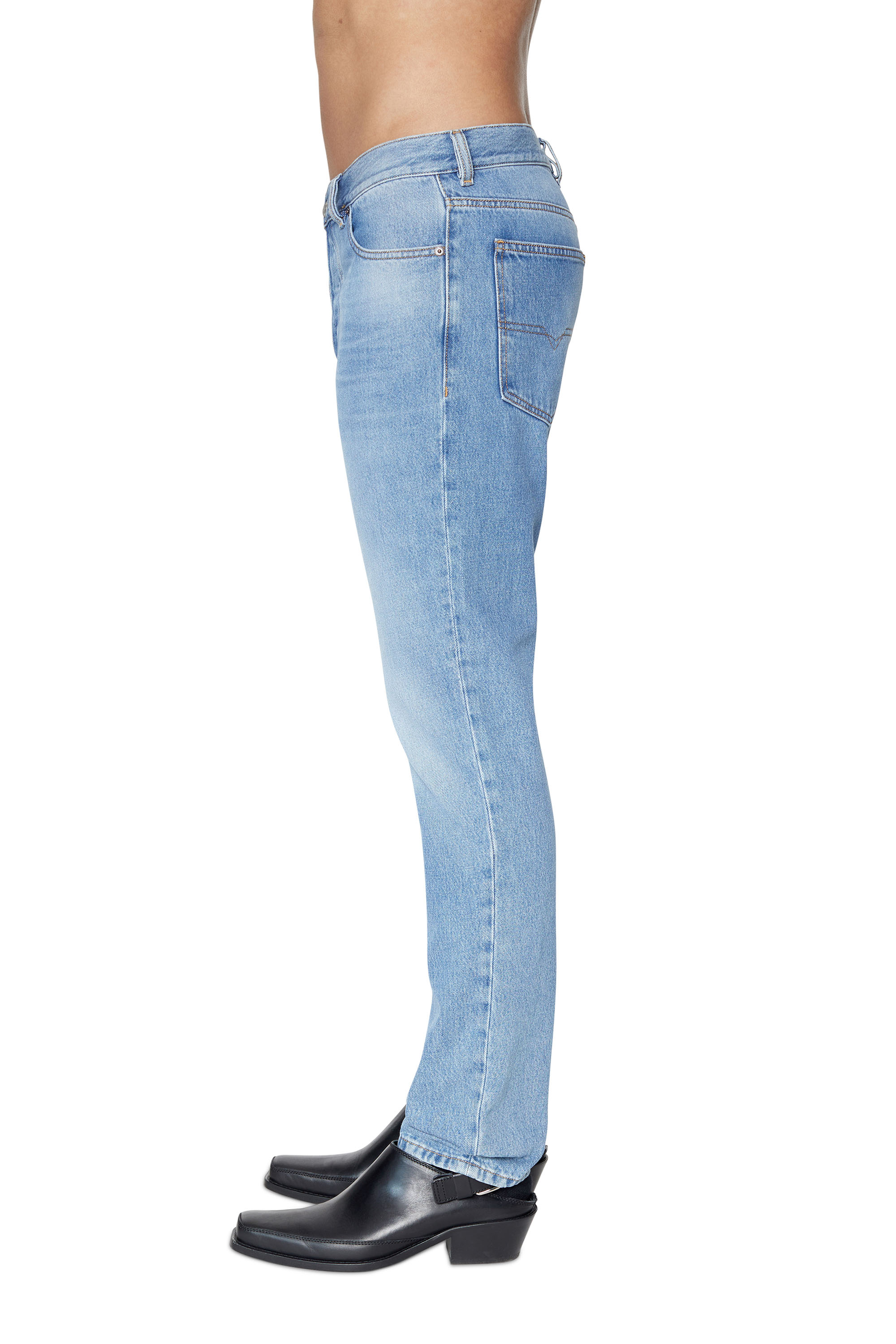 Diesel - 1995 D-Sark 09C15 Straight Jeans, Light Blue - Image 4