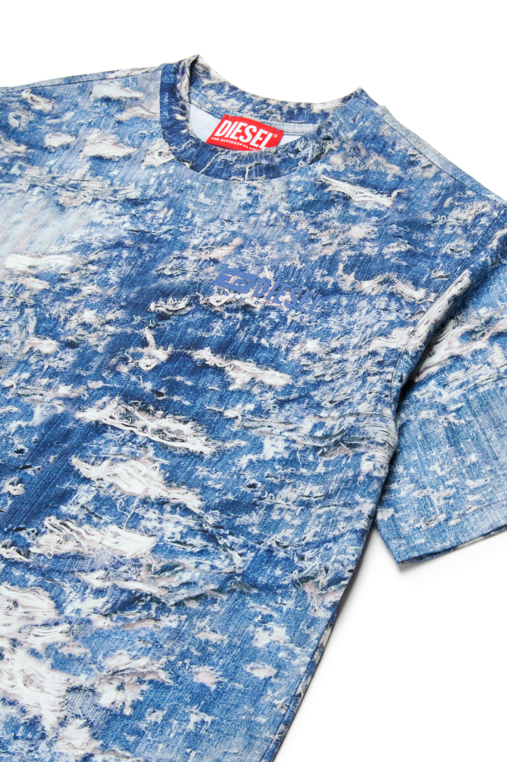 Diesel - TARSTON OVER, Man's T-shirt with Tiger Breaks trompe l'oeil in Blue - 3