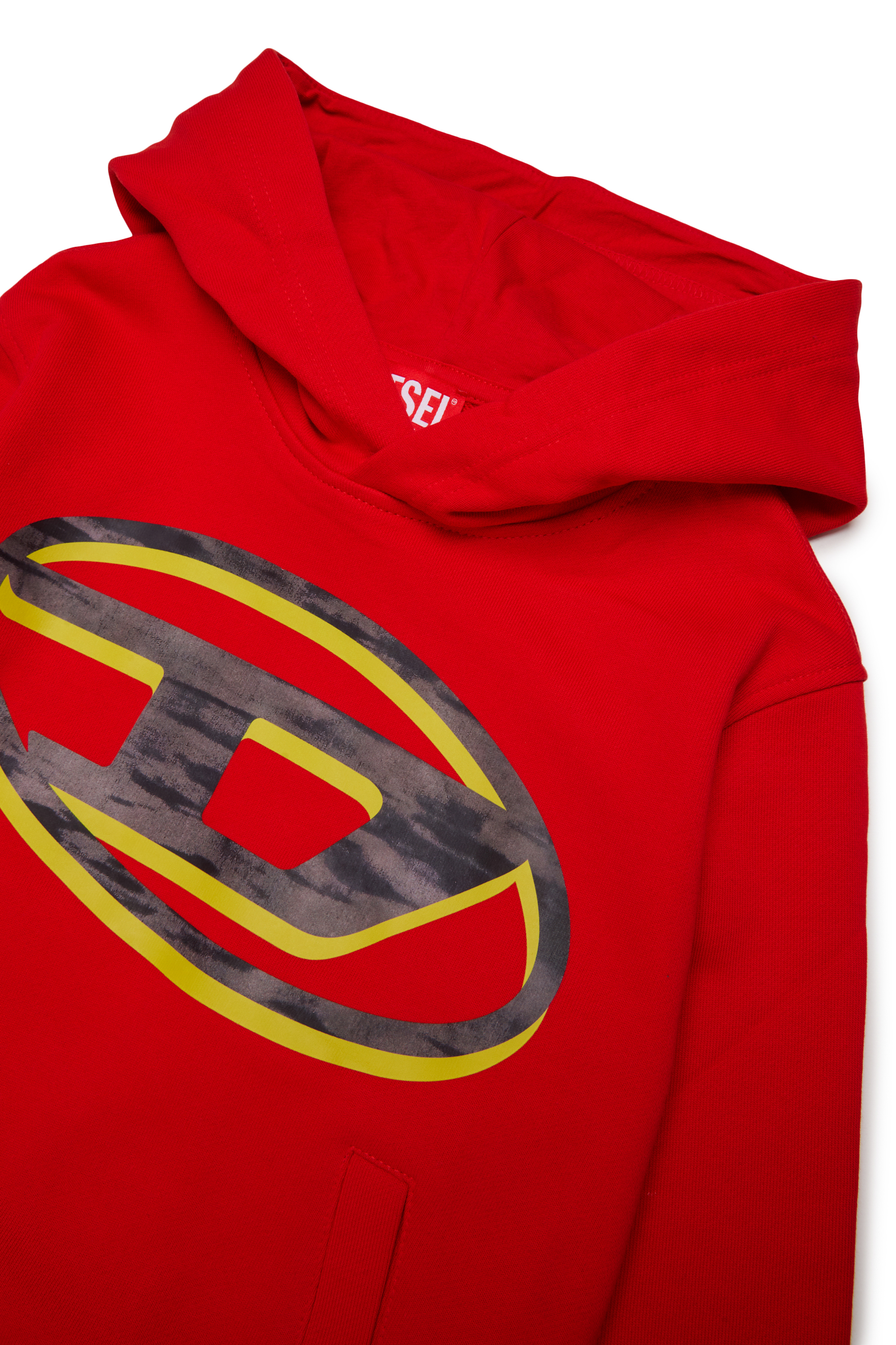 SVELLYHOOD OVER, Red