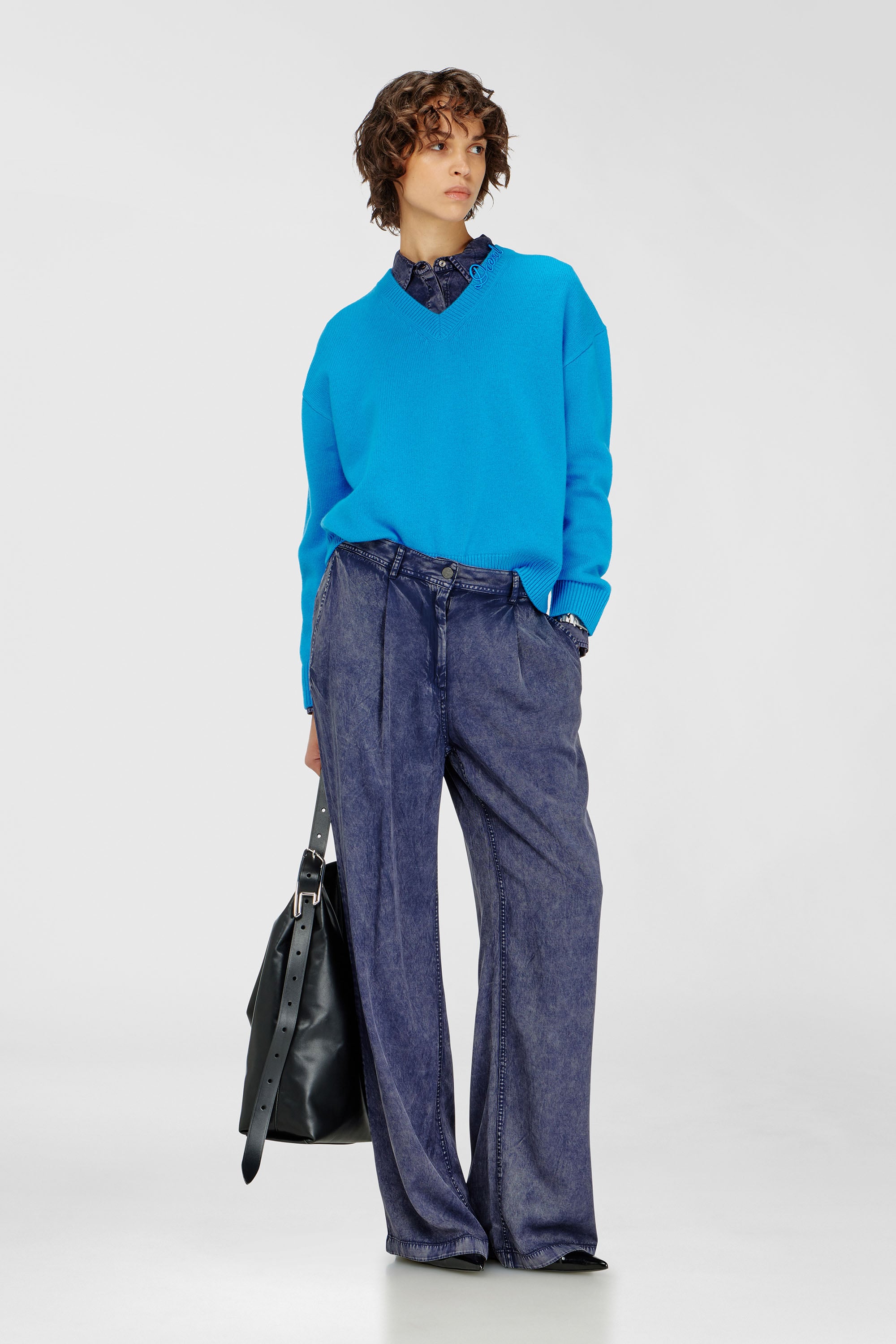 Diesel - P-AUSTINE, Woman's Wide-leg pants in denim-effect viscose in Dark Blue - 1