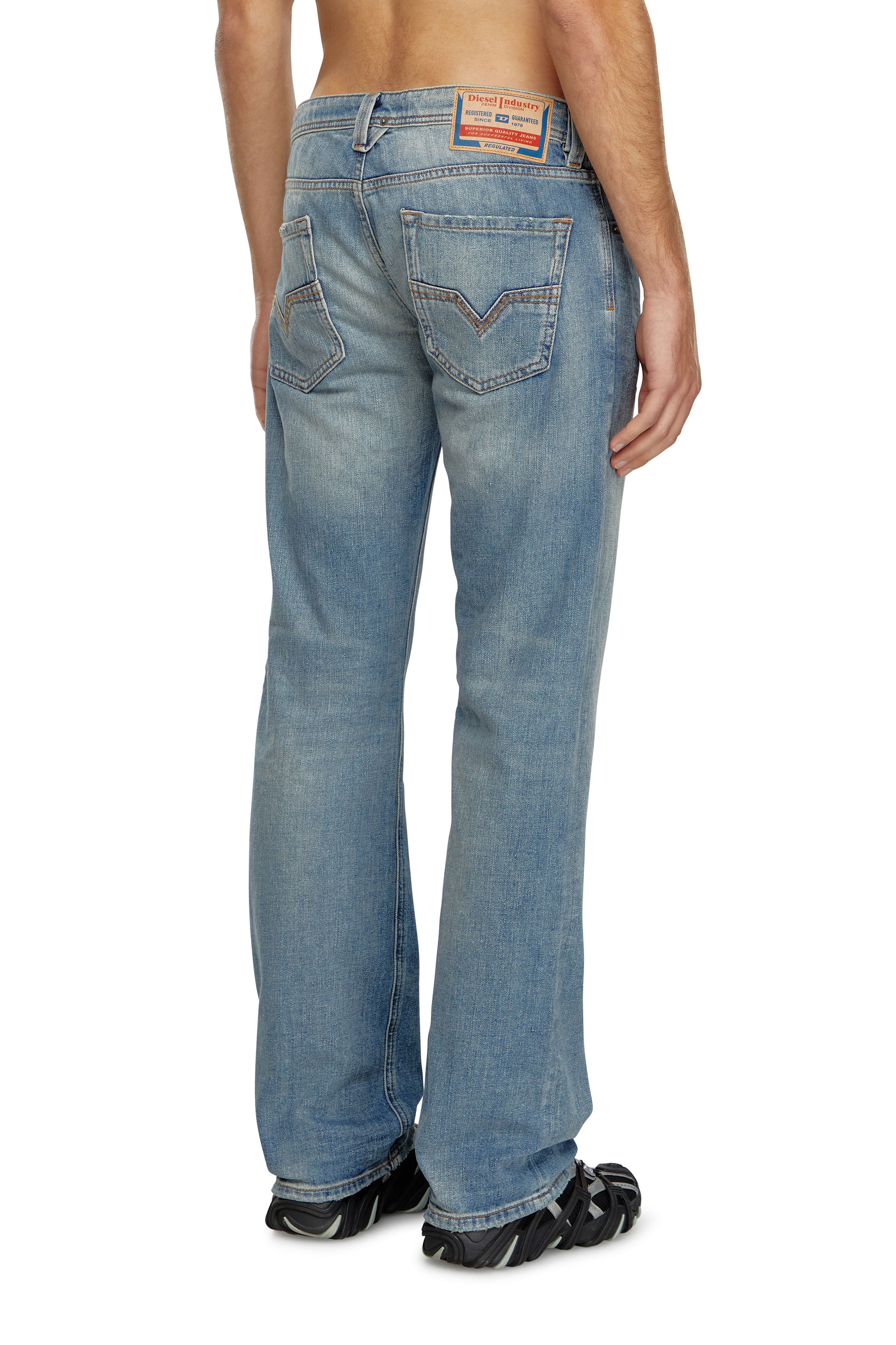 Diesel - Man Straight Jeans 1985 Larkee 0GRDN, Light Blue - Image 4