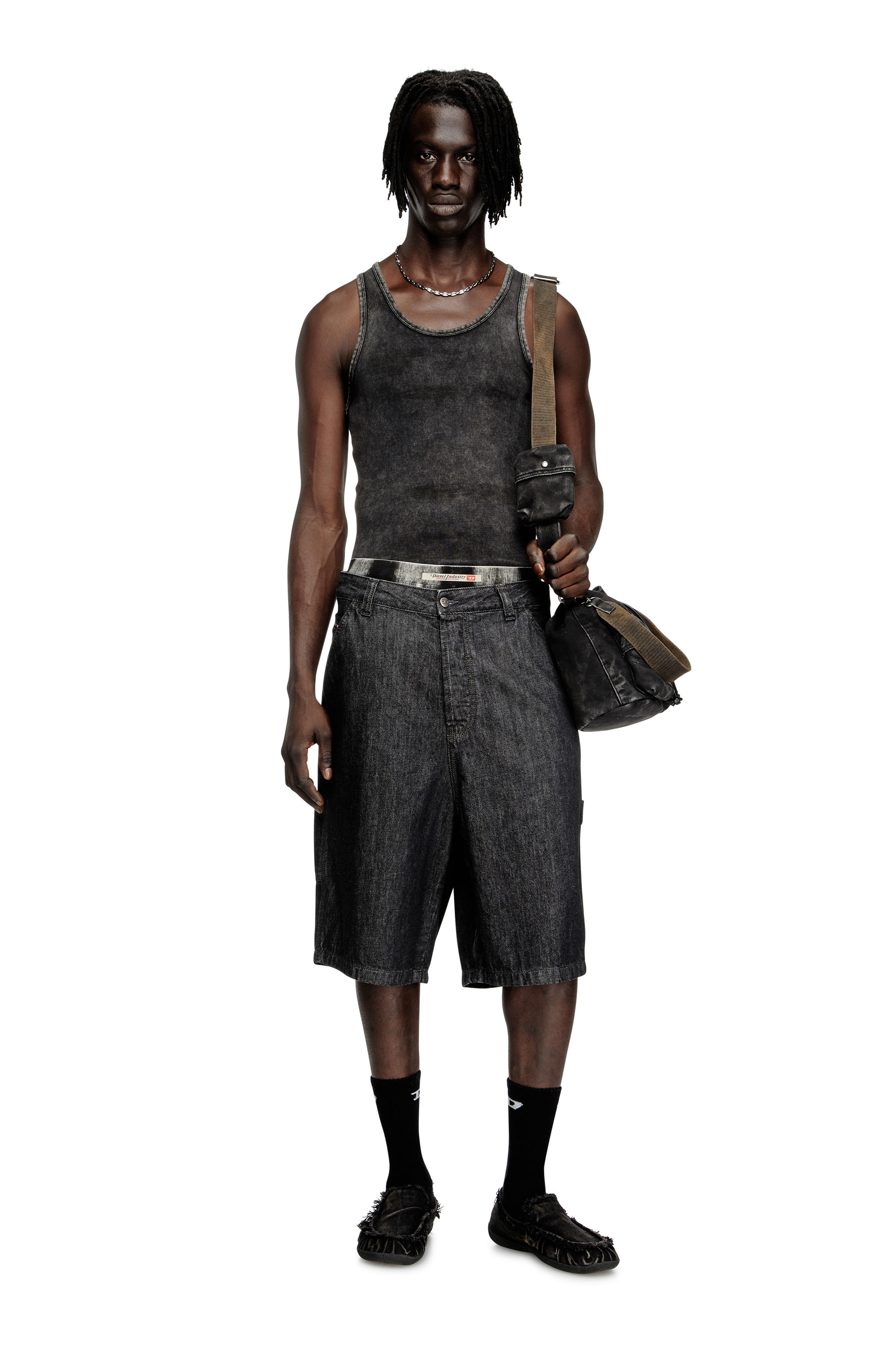 Diesel - D-LIVERY-W-SHORT, Man's Shorts in rinse-wash denim in Black/Dark grey - 2