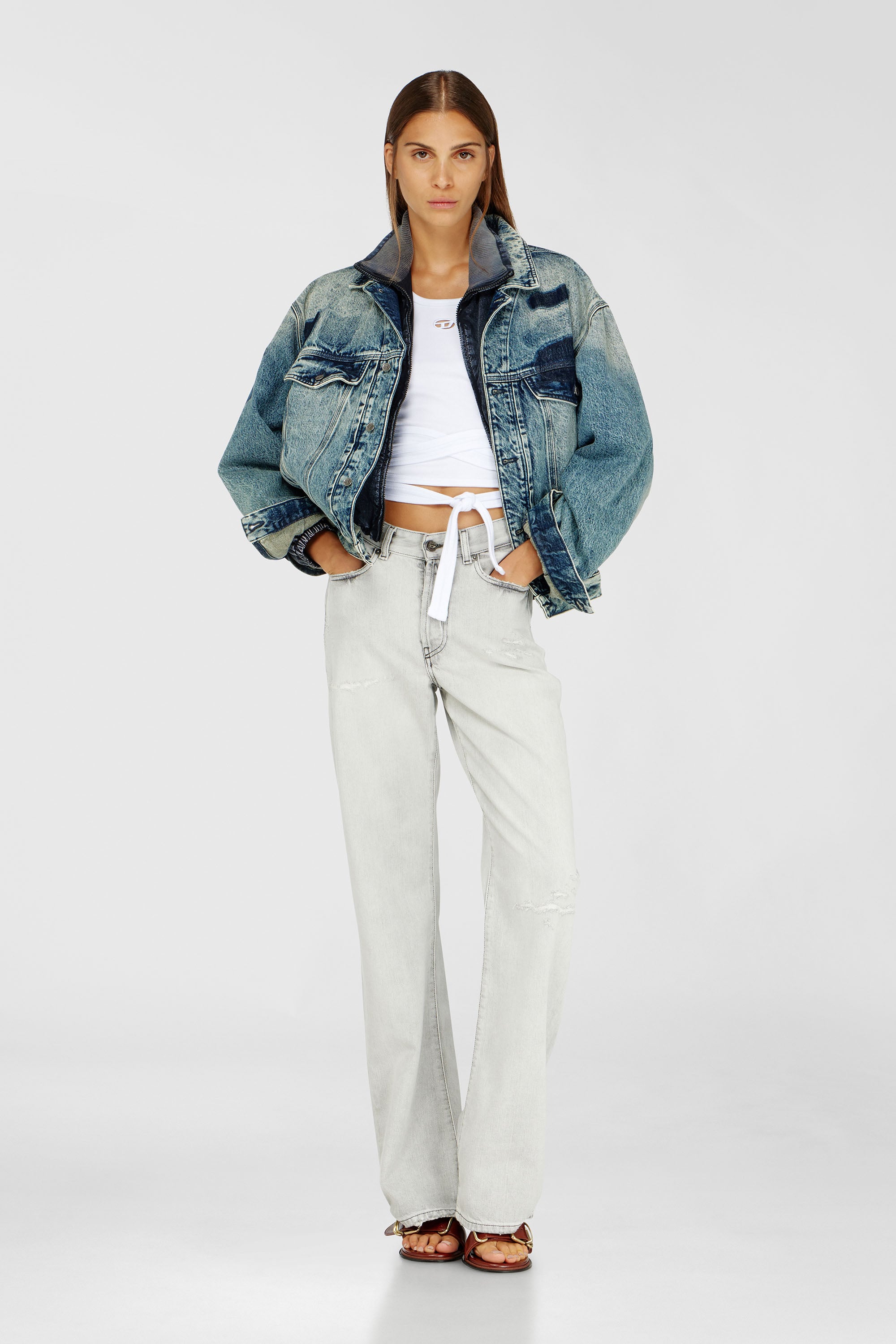 Crop top with wrap-around laces