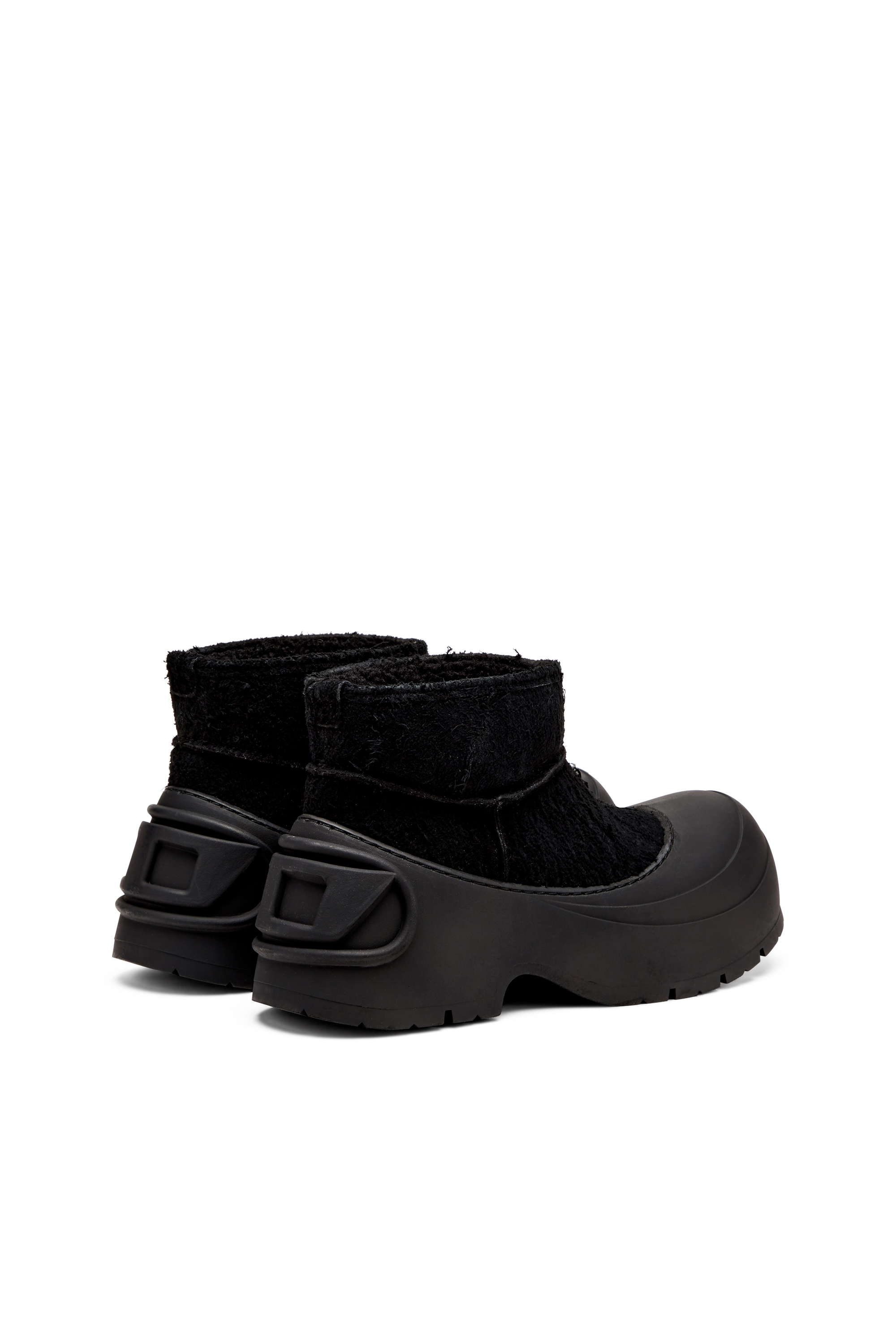 Diesel - D-DONALD MONTONE, Man's Chunky ankle boot with lug sole in Black - 3